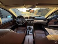 Usado BMW 325 Sport Line 197 CV (144 kW) 2006 Gris / plata Familiar