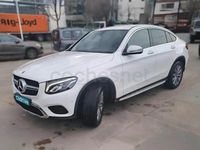 Usado Mercedes GLC250 204 CV (150 kW) 2017 Blanco Coupe