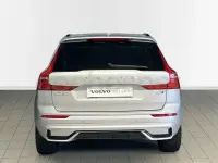 Usado Volvo XC60 Plus 250 CV (183 kW) 2025 Gris / plata SUV