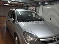 Usado Opel Astra Edition 100 CV (73 kW) 2004 Gris / plata Familiar