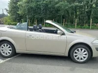 Usado Renault Mégane Cabriolet Dynamique 130 CV (95 kW) 2008 Beige Descapotable