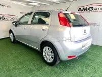 Usado Fiat Punto Pop 69 CV (50 kW) 2016 Gris / plata Utilitario