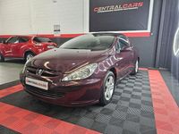 Usado Peugeot 307 CC 110 CV (80 kW) 2004 Granate Descapotable