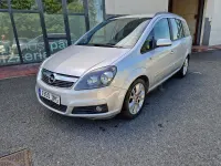 Usado Opel Zafira Club 100 CV (73 kW) 2005 Gris / plata Monovolumen