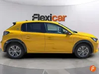Usado Peugeot e-208 Allure 100 kW (136 CV) 2024 Amarillo Utilitario