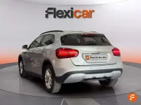 Usado Mercedes GLA200 136 CV (100 kW) 2017 Gris SUV