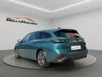 Usado Peugeot 308 S 130 CV (95 kW) 2022 Verde Familiar