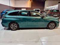 Usado Peugeot 308 Active 131 CV (96 kW) 2022 Verde Familiar