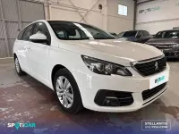 Usado Peugeot 308 SW Active 131 CV (96 kW) 2021 Blanco Familiar