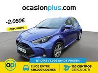 Usado Toyota Yaris Hybrid Active 116 CV (85 kW) 2024 Azul Berlina