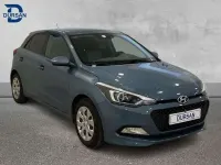 Usado Hyundai i20 84 CV (61 kW) 2017 Gris Utilitario