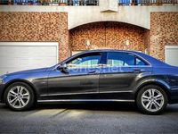 Usado Mercedes E220 Avantgarde 170 CV (125 kW) 2013 Azul Familiar