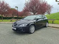 Usado Seat Leon Reference 105 CV (77 kW) 2010 Negro Utilitario