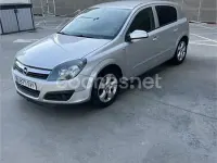 Usado Opel Astra Sport 120 CV (88 kW) 2006 Gris / plata Berlina