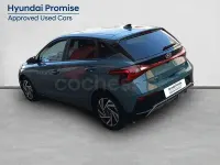 Usado Hyundai i20 100 CV (73 kW) 2025 Verde Utilitario