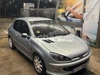 Usado Peugeot 206 90 CV (66 kW) 2005 Azul Berlina