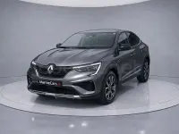 Usado Renault Arkana Techno 145 CV (106 kW) 2025 Gris / plata SUV