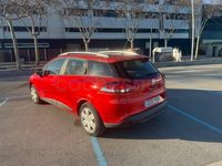 Usado Renault Clio GrandTour 75 CV (55 kW) 2013 Granate Familiar