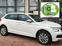 Usado Skoda Kamiq Ambition 110 CV (80 kW) 2021 Blanco SUV
