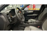 Nuevo Volvo XC40 Core 163 CV (119 kW) 2025 Blanco SUV
