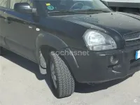 Käytetty Hyundai Tucson Comfort 142 HP (104 kW) 2006 Musta Katumaasturi