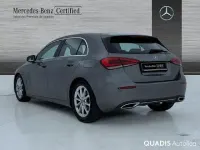 Usado Mercedes A180 116 CV (85 kW) 2019 Gris montaña