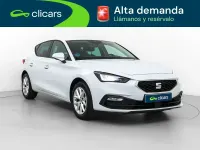 Usado Seat Leon Style 130 CV (95 kW) 2021 Blanco Berlina