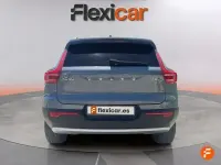 Usado Volvo XC40 Momentum 262 CV (192 kW) 2020 Gris / plata SUV