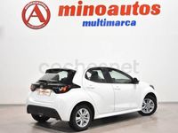 Usado Toyota Yaris Hybrid Business Edition 117 CV (86 kW) 2021 Blanco Utilitario