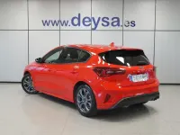 Usado Ford Focus ST-Line 125 CV (91 kW) 2024 Rojo Berlina