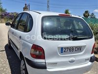 Usado Renault Scénic Dynamique 120 CV (88 kW) 2003 Blanco Monovolumen