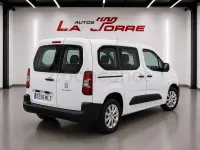Usado Peugeot Rifter Allure 100 CV (73 kW) 2023 Blanco Monovolumen