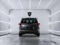 Usado Peugeot 5008 Style 120 CV (88 kW) 2017 Monovolumen