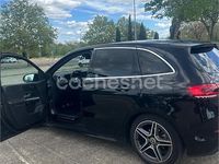 Usado Mercedes B200 136 CV (100 kW) 2020 Negro Utilitario