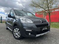 Usado Citroën Berlingo Feel 110 CV (80 kW) 2018 Gris / plata Monovolumen
