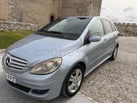 Usado Mercedes B180 109 CV (80 kW) 2007 Gris / plata Monovolumen