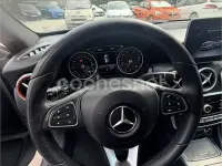 Usado Mercedes GLA180 AMG line 122 CV (89 kW) 2018 Gris / plata SUV