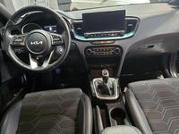 Usado Kia Ceed Style 100 CV (73 kW) 2025 Blanco Utilitario