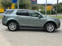 Usado Land Rover Discovery Sport SE 150 CV (110 kW) 2017 Gris / plata SUV