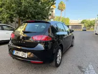 Usado Seat Leon Ecomotive 105 CV (77 kW) 2009 Negro Utilitario