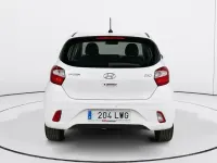Usado Hyundai i10 67 CV (49 kW) 2022 Blanco Utilitario
