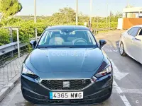 Usado Seat Leon FR 115 CV (84 kW) 2024 Gris / plata Berlina