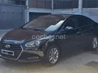 Usado Hyundai i40 141 CV (103 kW) 2017 Negro Familiar
