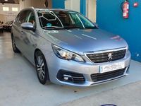 Usado Peugeot 308 SW Style 130 CV (95 kW) 2021 Gris / plata Familiar