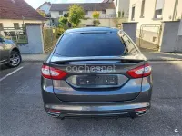 Usado Ford Mondeo ST-Line 180 CV (132 kW) 2017 Gris / plata Berlina