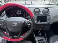 Usado Seat Ibiza Reference 75 CV (55 kW) 2017 Gris / plata Berlina