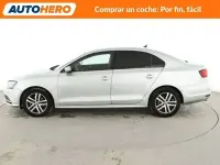 Begagnad VW Jetta Sport 150 HK (110 kW) 2014 Grå Sedan