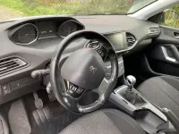 Usado Peugeot 308 Business-Line 130 CV (95 kW) 2018 Blanco Berlina