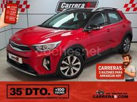 Käytetty Kia Stonic 100 HP (73 kW) 2021 Punainen Katumaasturi