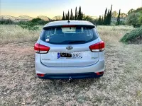 Usado Kia Carens 136 CV (100 kW) 2013 Gris / plata Monovolumen